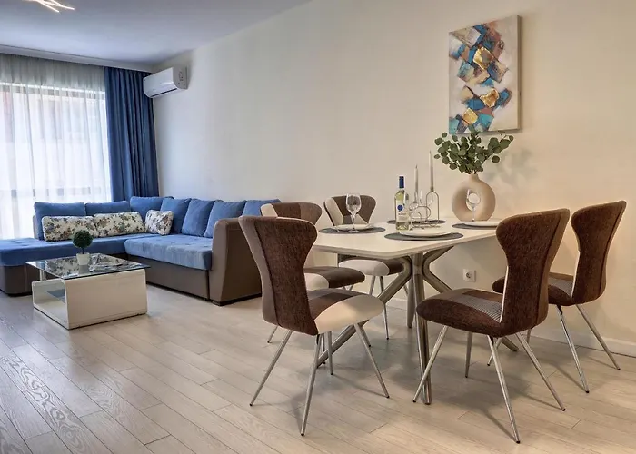 Luxury Center Apartments In Grand Karavel